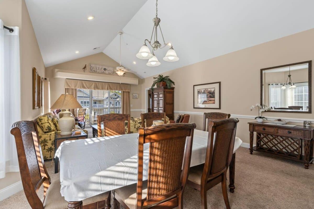 Tupelo Bay Golf Serene Unit 1211 Holiday home