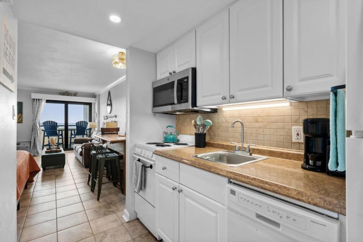 Bluewater Oceanfront Unit 203 *