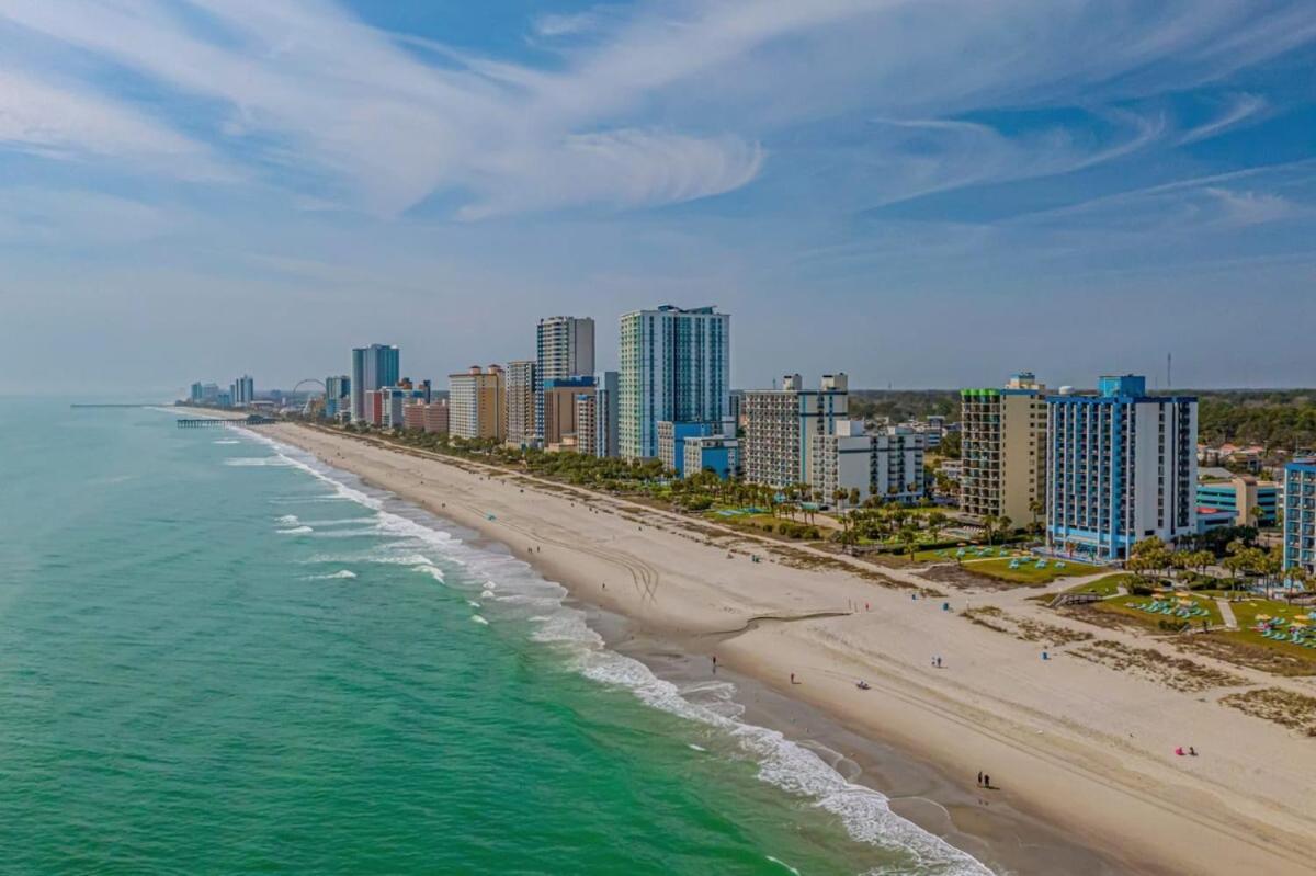 Holiday home Meridian Plaza Oceanfront Unit 1402 *