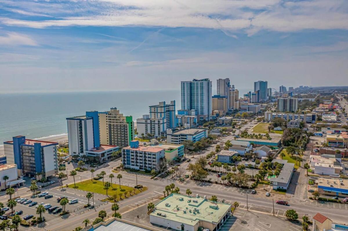 Meridian Plaza Oceanfront Unit 1402