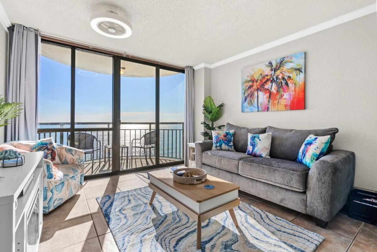 Holiday home Meridian Plaza Oceanfront Unit 1402