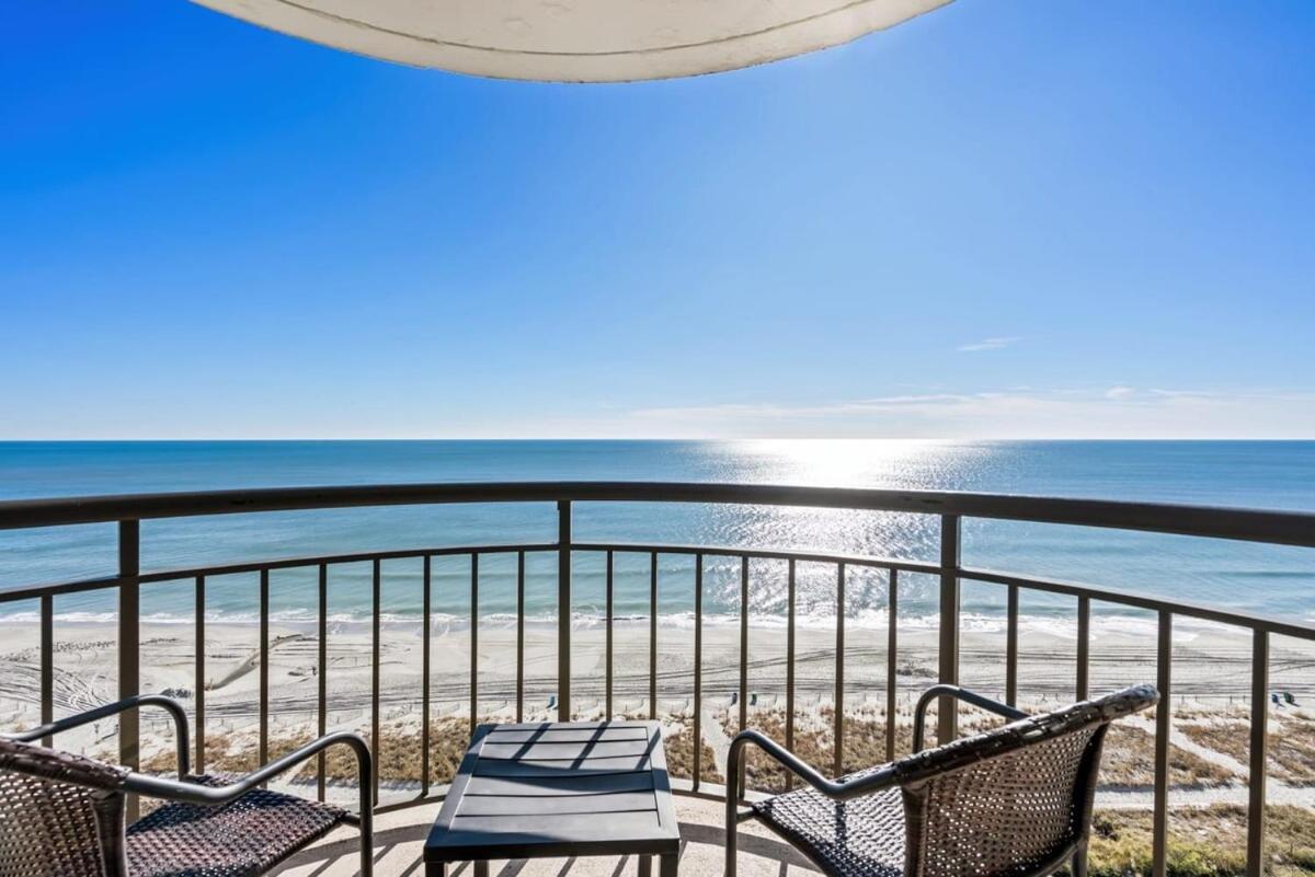 Meridian Plaza Oceanfront Unit 1402 Holiday home *