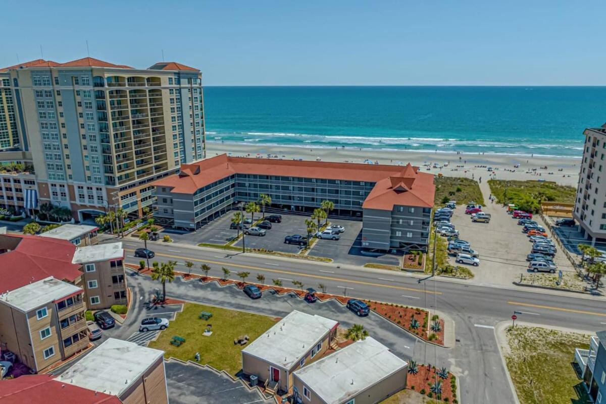 Holiday home Chateau By The Sea Oceanfront Unit H2 *