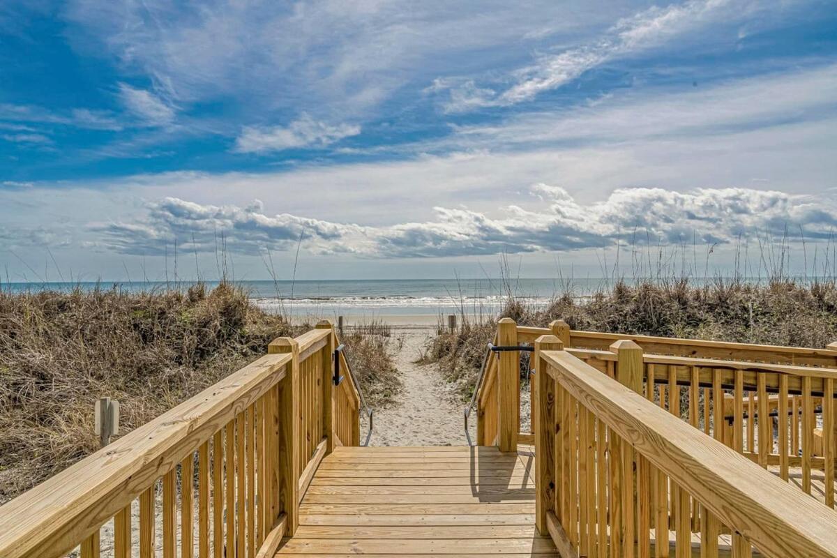 Seafarer Oceanfront Unit 107 Holiday home