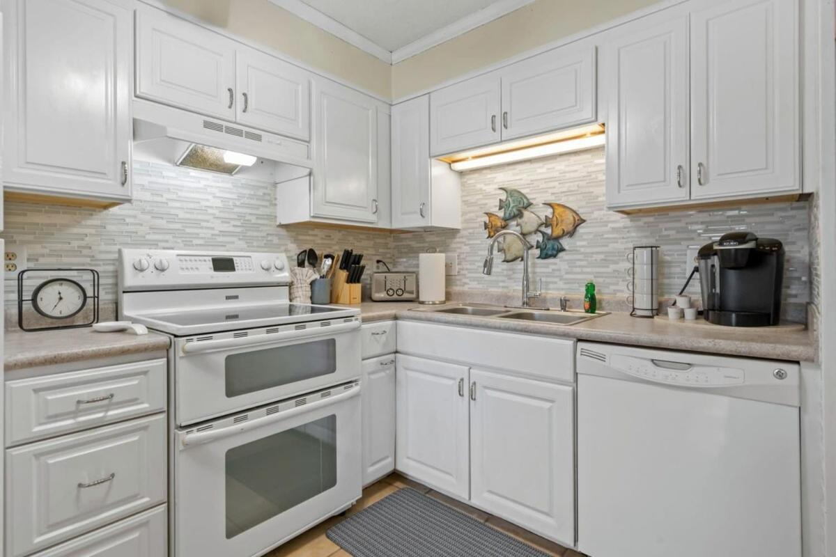 Seafarer Oceanfront Unit 107 * Myrtle Beach