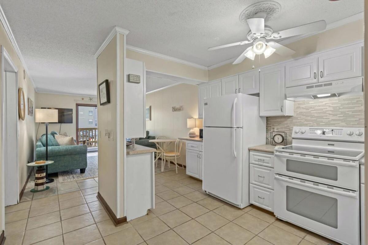 Seafarer Oceanfront Unit 107 Holiday home *