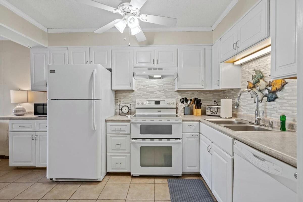 Seafarer Oceanfront Unit 107