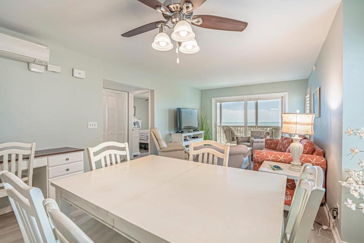 Holiday home Raintree Oceanfront Unit A1 *