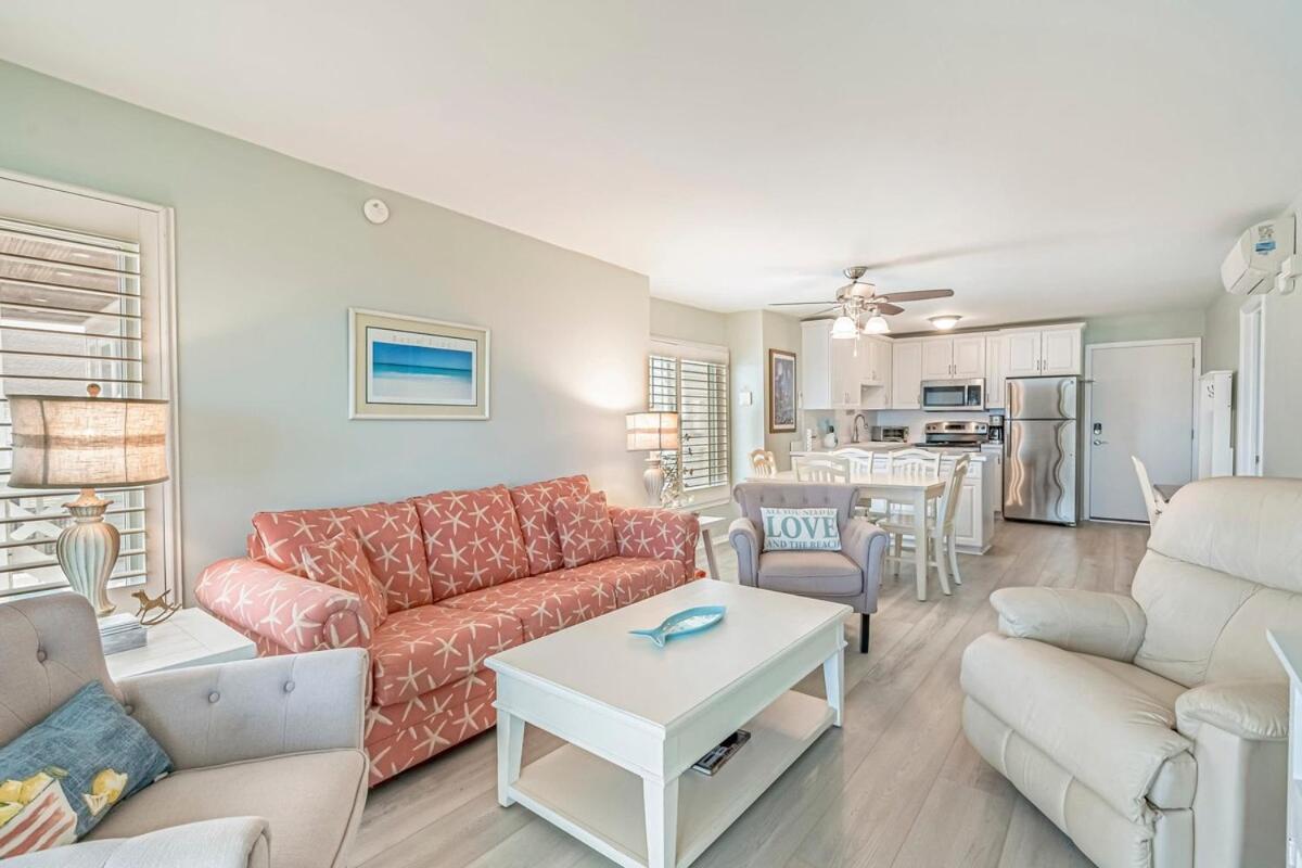 Raintree Oceanfront Unit A1 Holiday home *