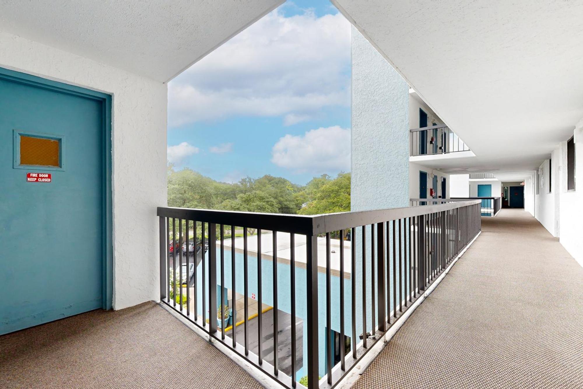 Sea Mark Tower Holiday home *