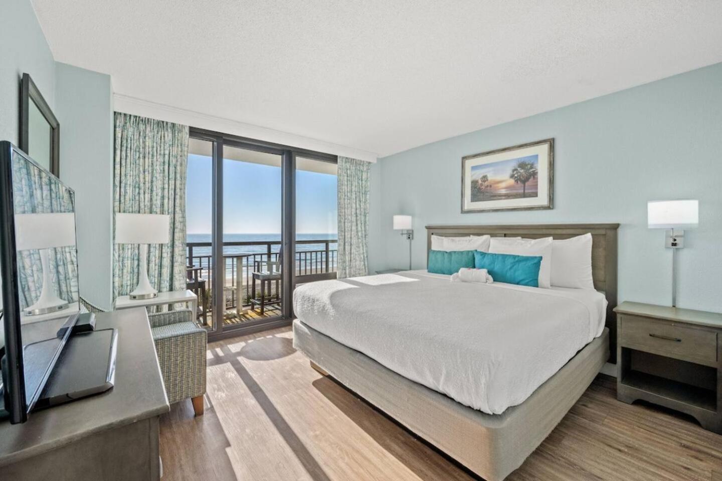 Holiday home Wow-1br With Rare Private Oceanfront Balcony. Spec *