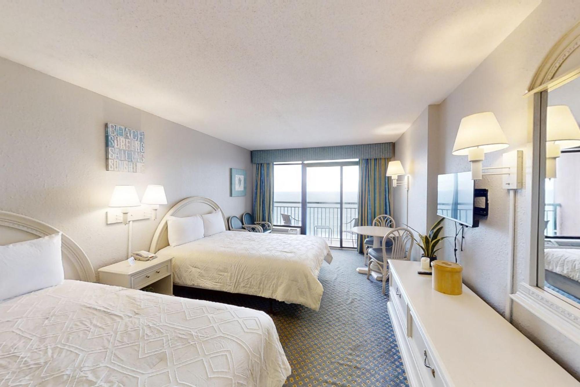 Hotel Sandcastle South 1102 *