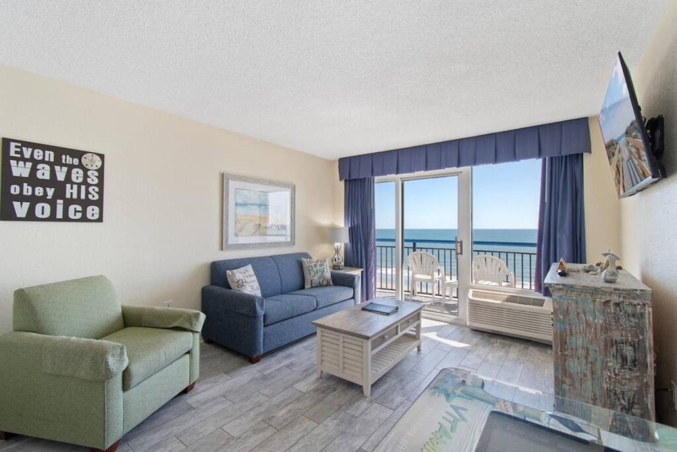 Oceanfront End-condo W Retro Game Console Pools Apartment *