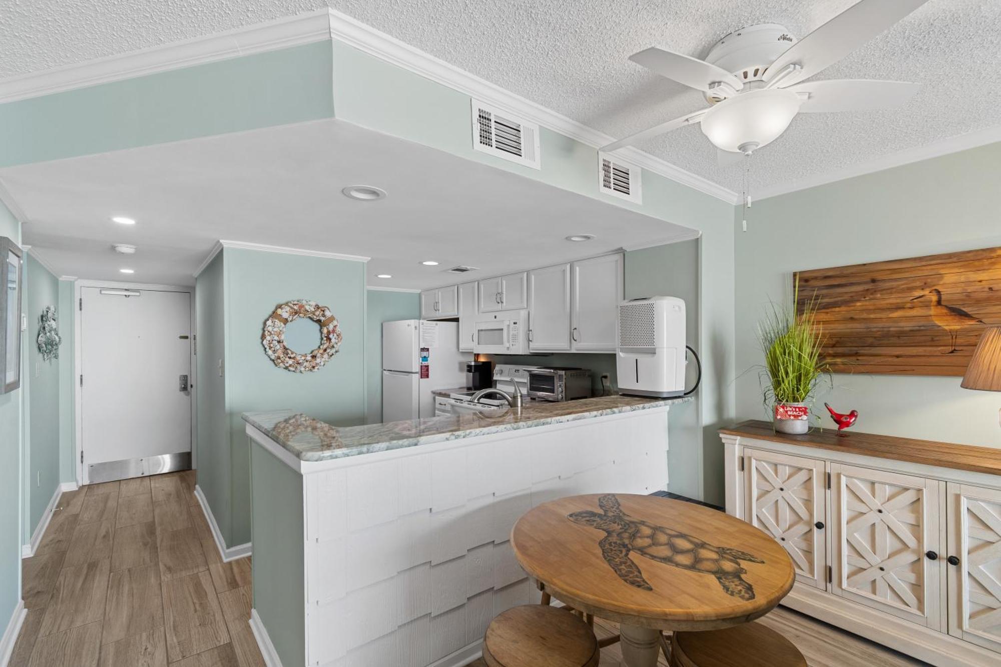 Apartment Oceanfront Delight