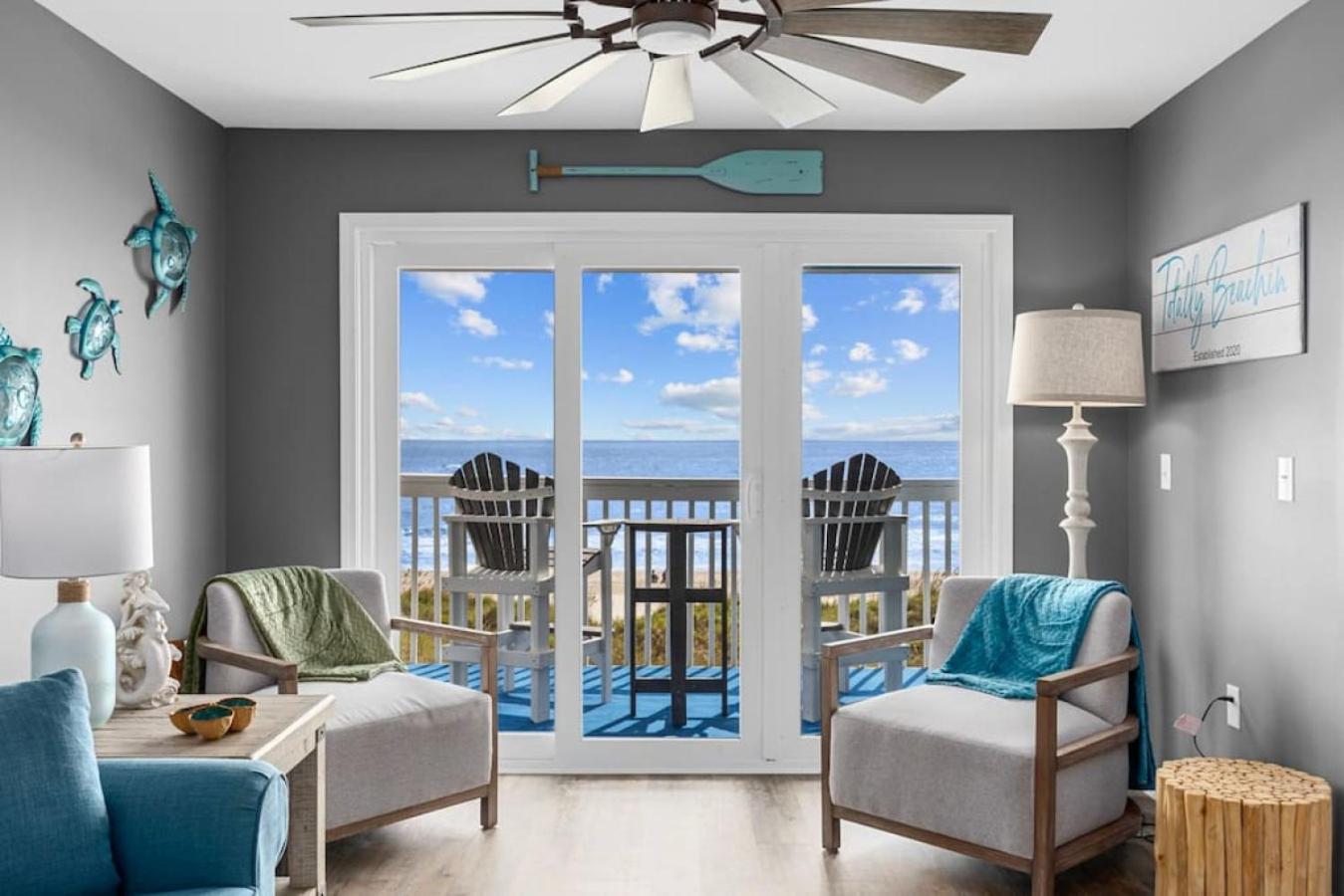 Apartment Oceanfront Near Main St - Pool - Totally Beachin *