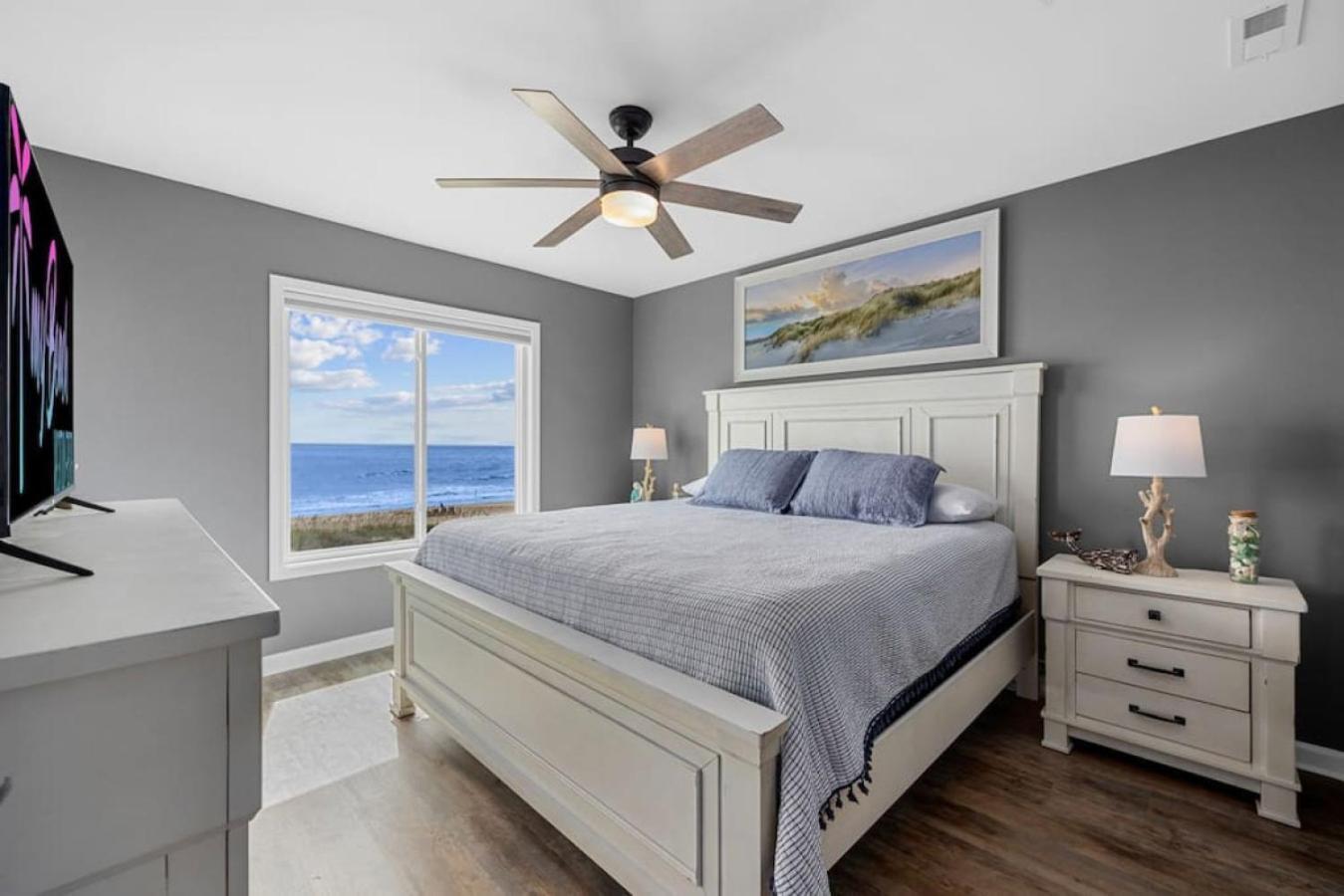 Oceanfront Near Main St - Pool - Totally Beachin