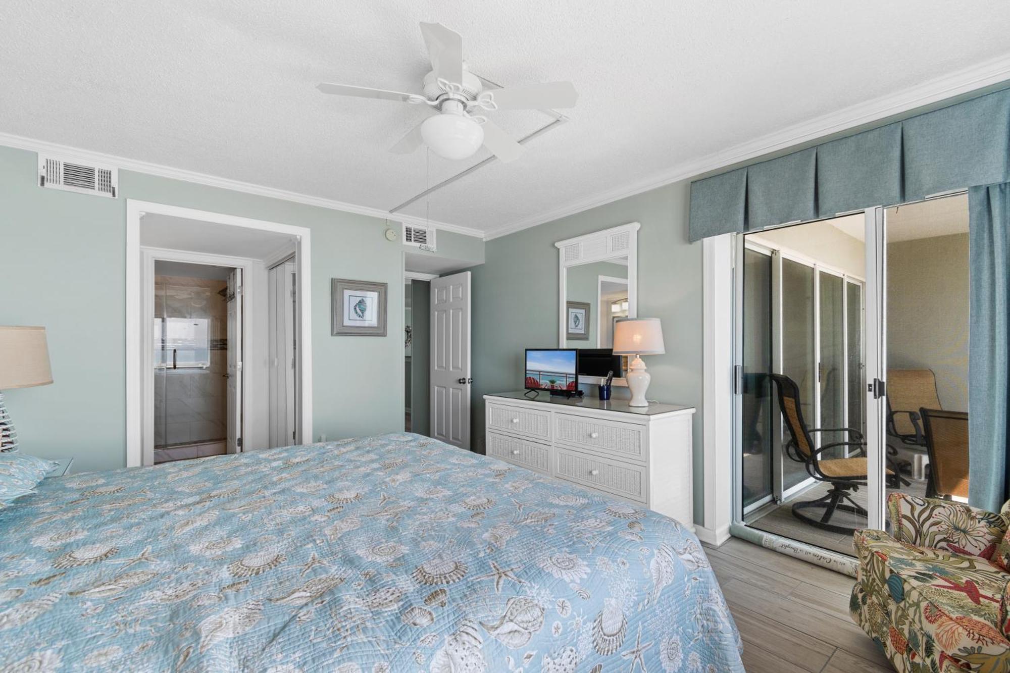 Oceanfront Delight