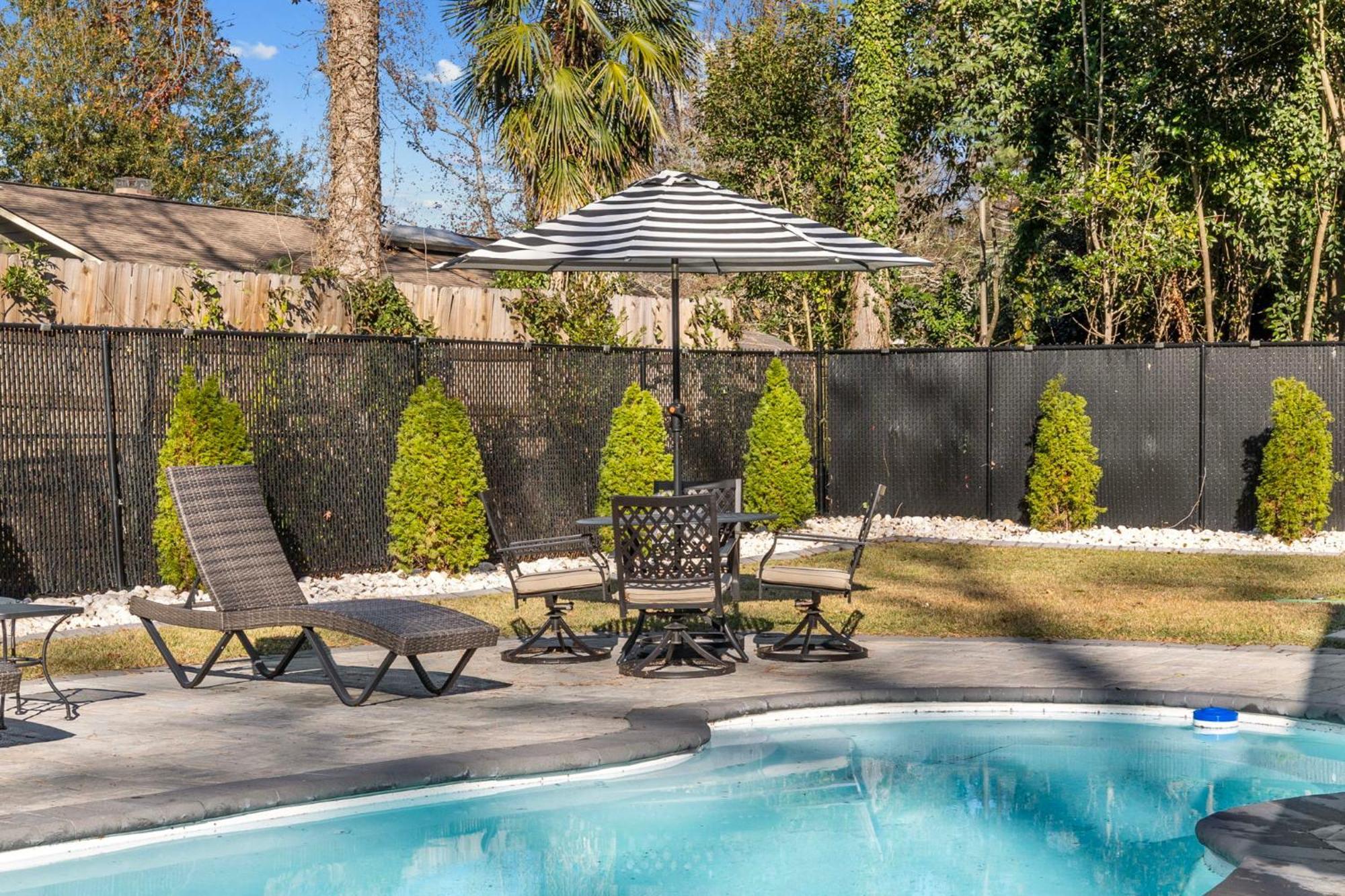 Dog Friendly Home- Large Pool Grill Golf Cart * Myrtle Beach