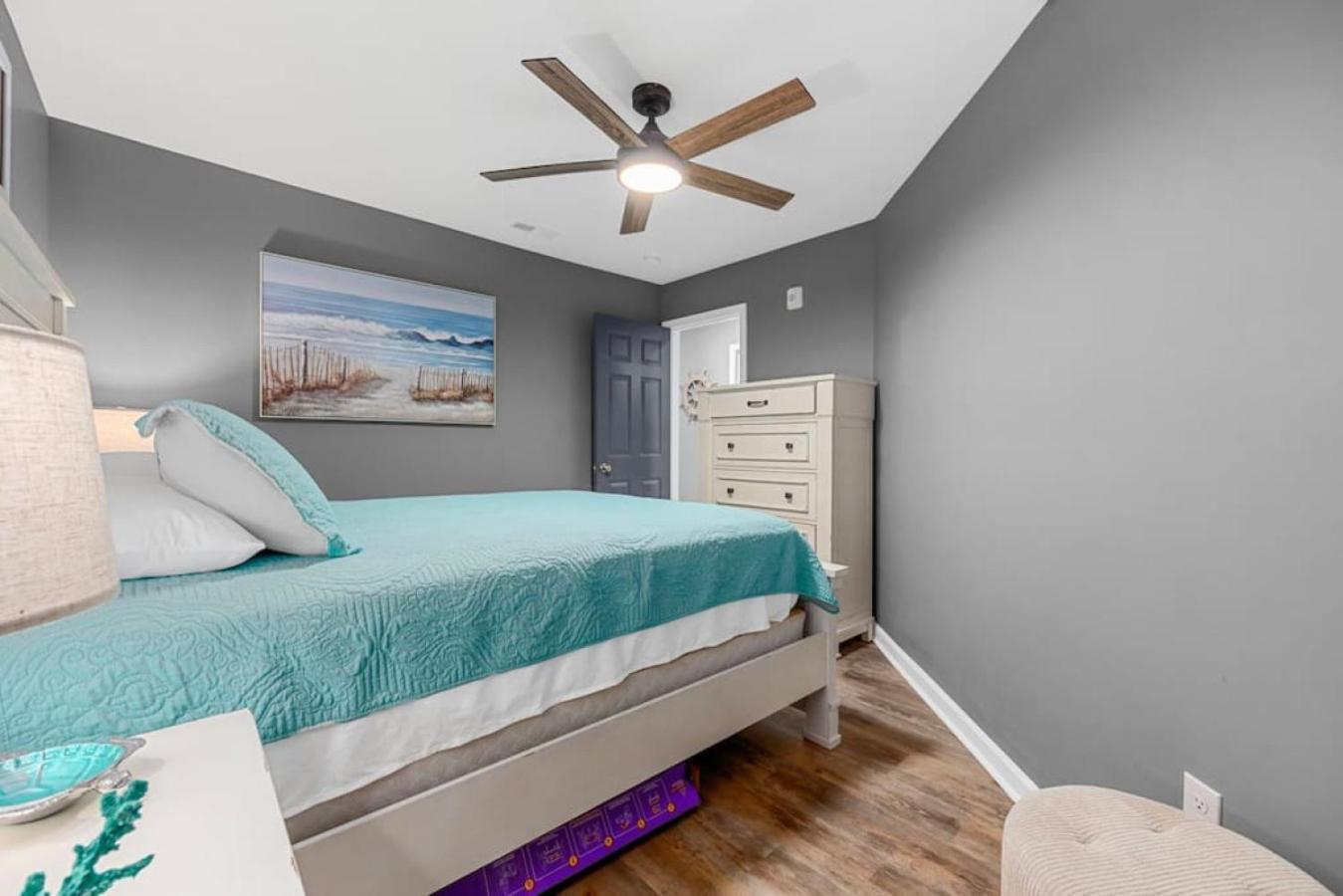 Oceanfront Near Main St - Pool - Totally Beachin Apartment Myrtle Beach