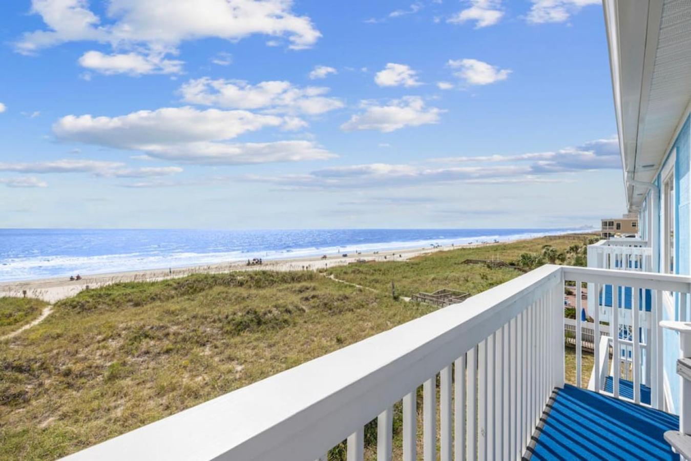 Apartment Oceanfront Near Main St - Pool - Totally Beachin Myrtle Beach