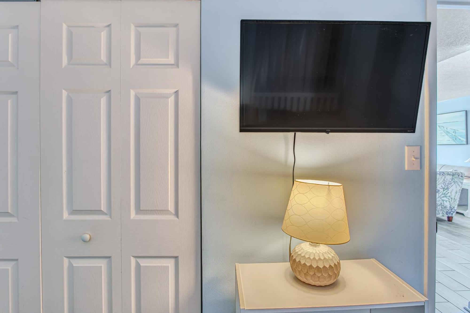 Myrtle Oceanfront With Perks!
