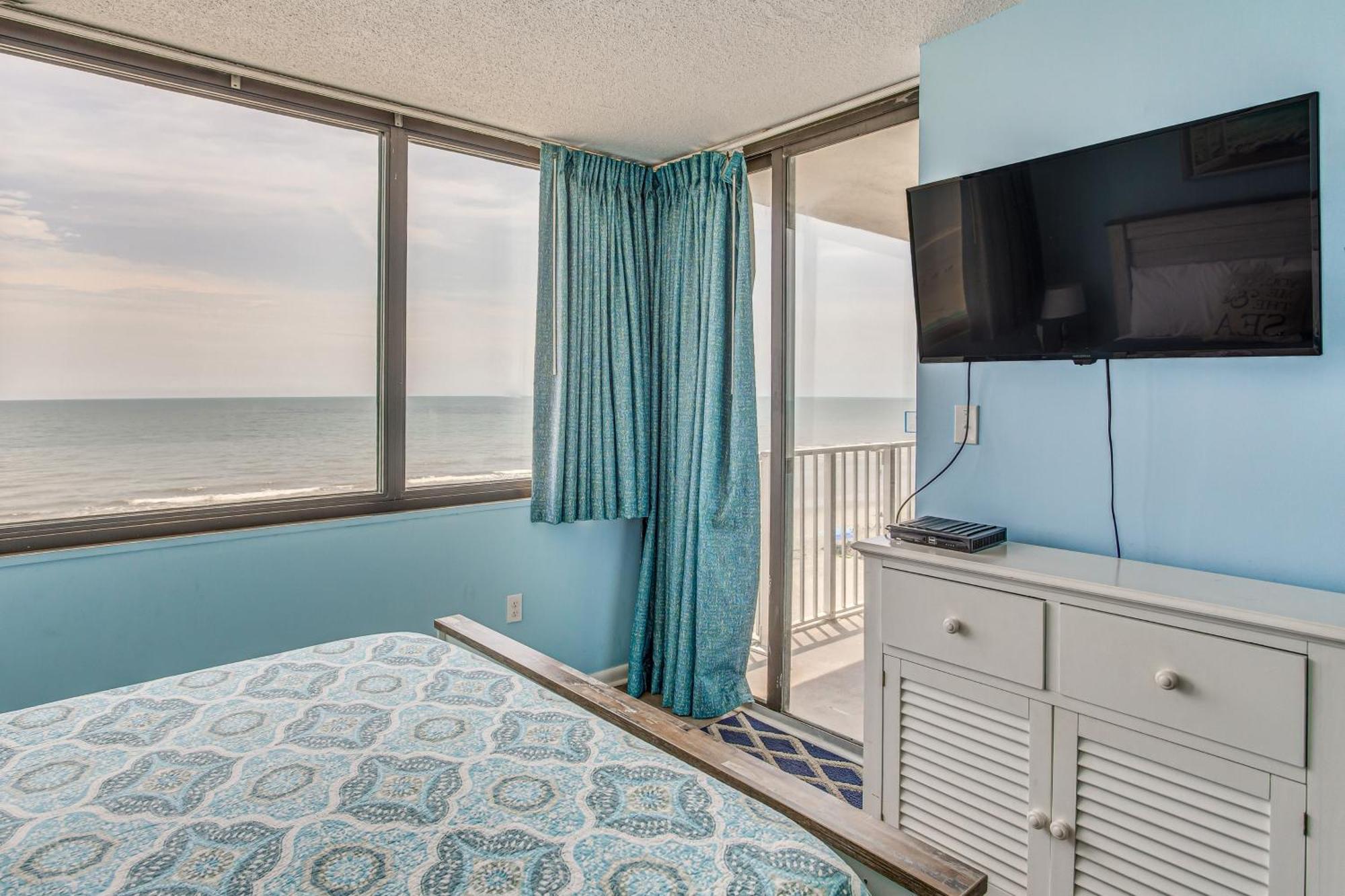 Myrtle Oceanfront With Perks! Myrtle Beach