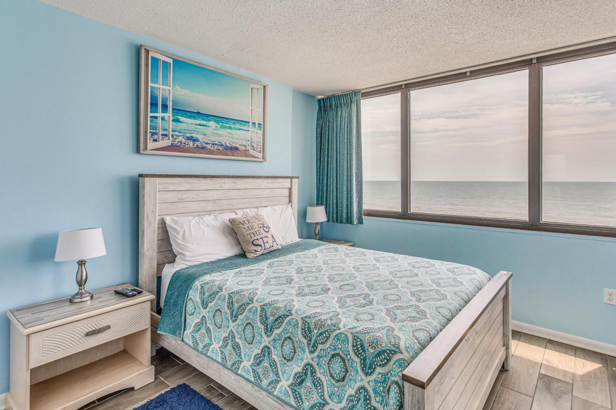 Myrtle Oceanfront With Perks!