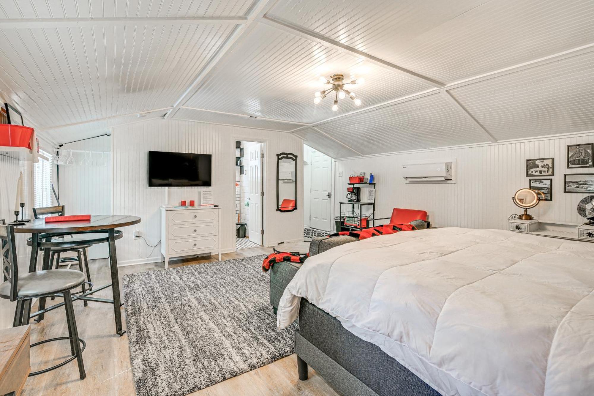 Apartment Cozy Murrells Inlet - Walkable! *