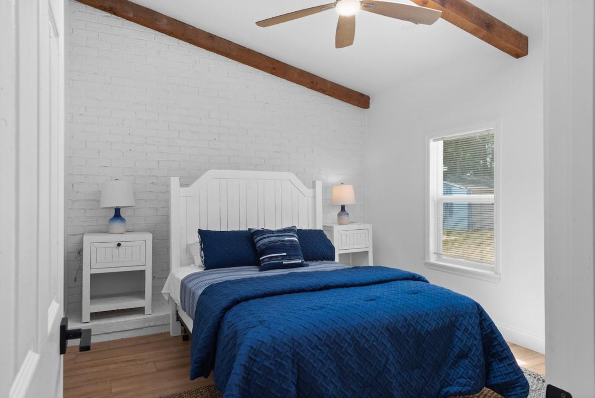 New Listing Fully Renovated 2 Min To * Myrtle Beach