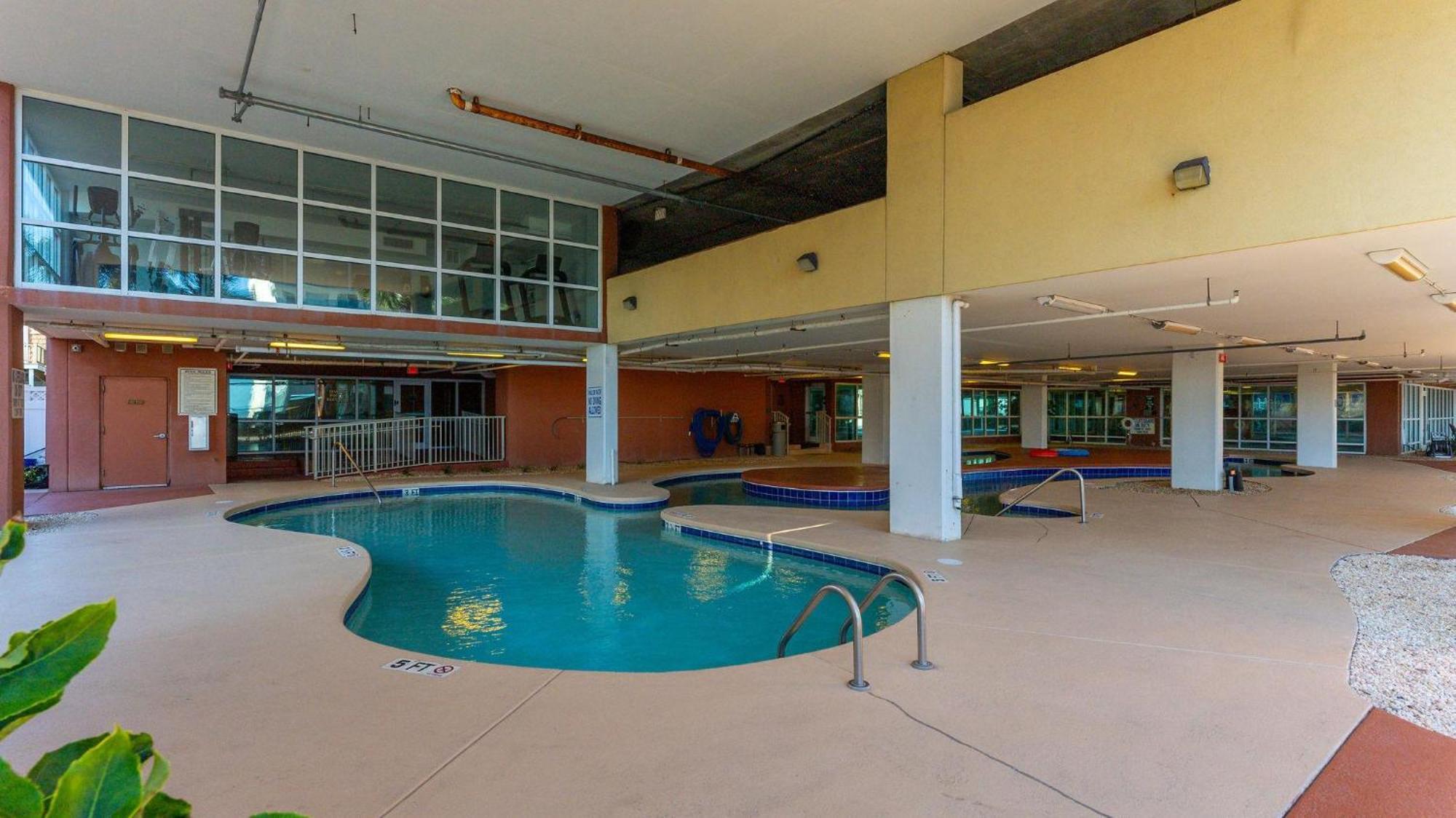 Holiday home Malibu Pointe 401 Second Row Ocean View-crescent Section Myrtle Beach