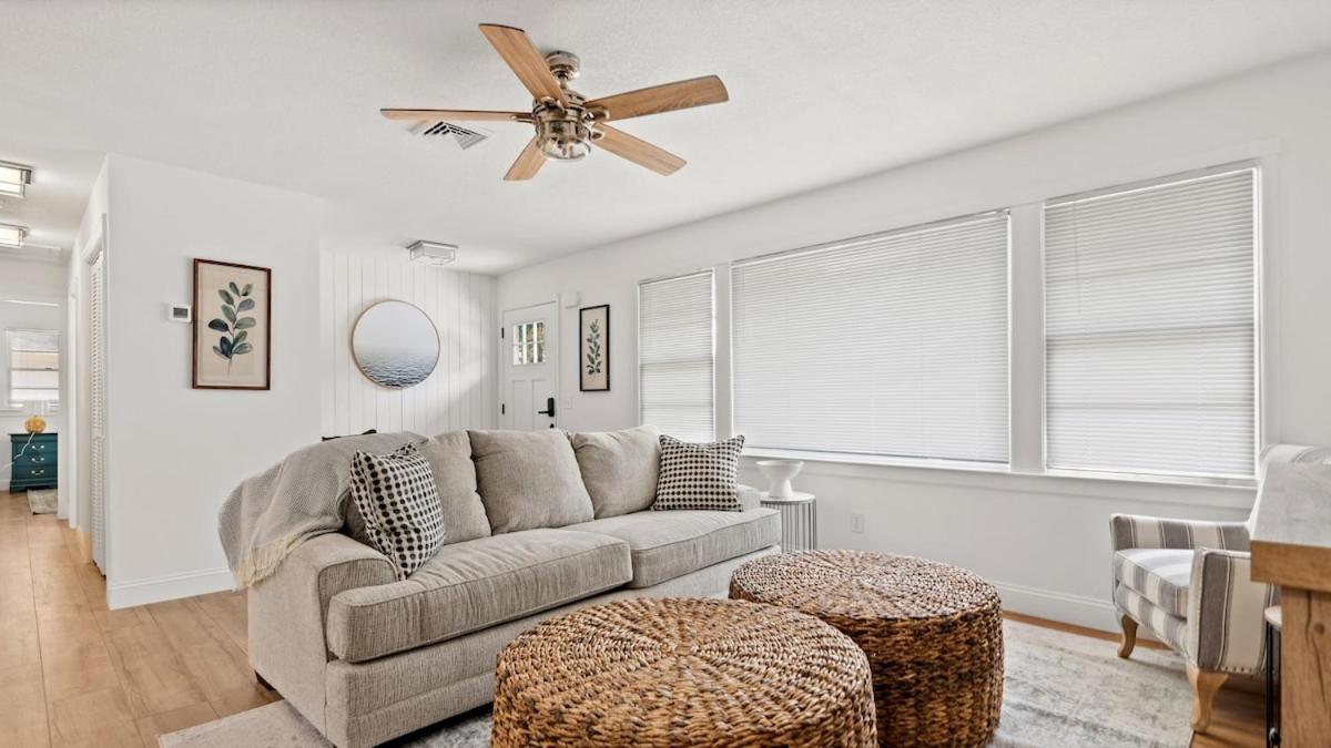 New Listing Just A 2 Min Walk To The Holiday home Myrtle Beach