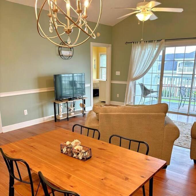 Apartment Tee Time At Magnolia North