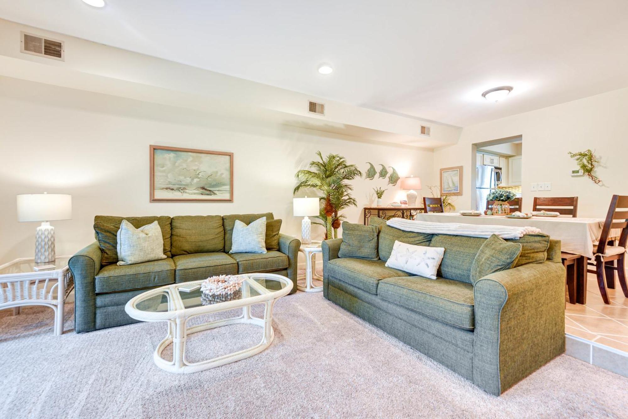 Holiday home North Myrtle Townhome With Pool Access