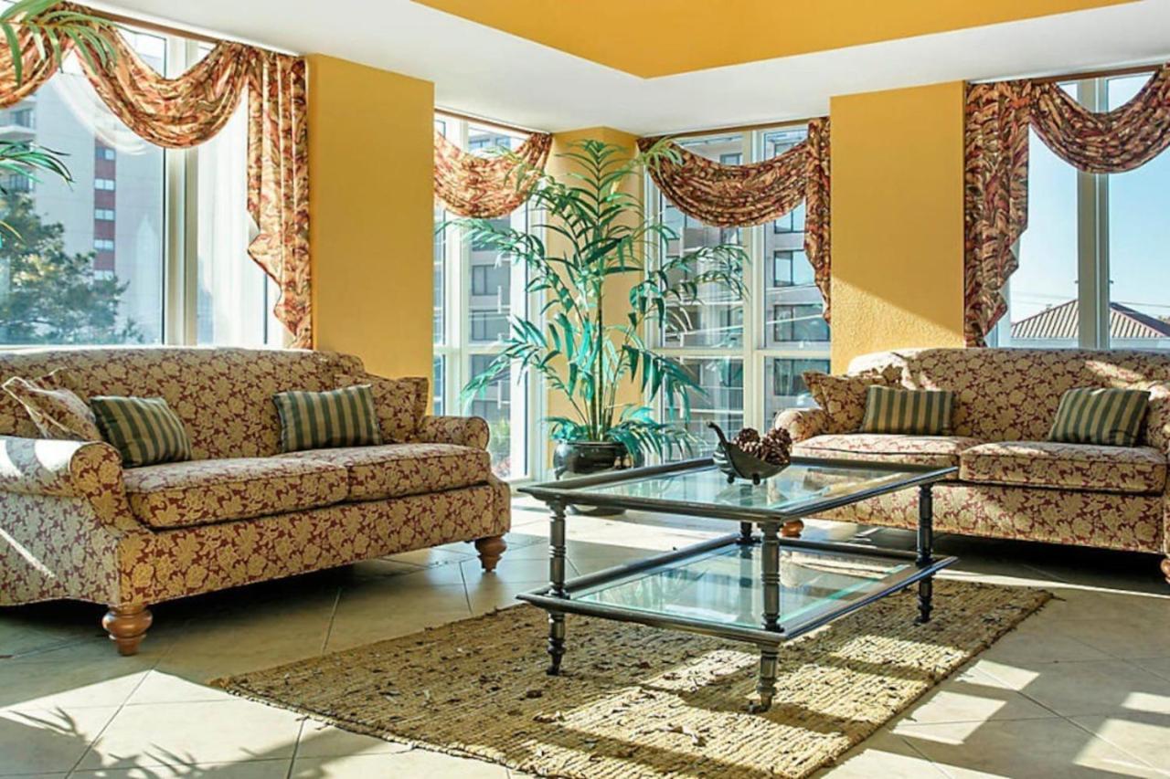 Beautiful 2bd In Seaside Town With Lots Of Amenities *