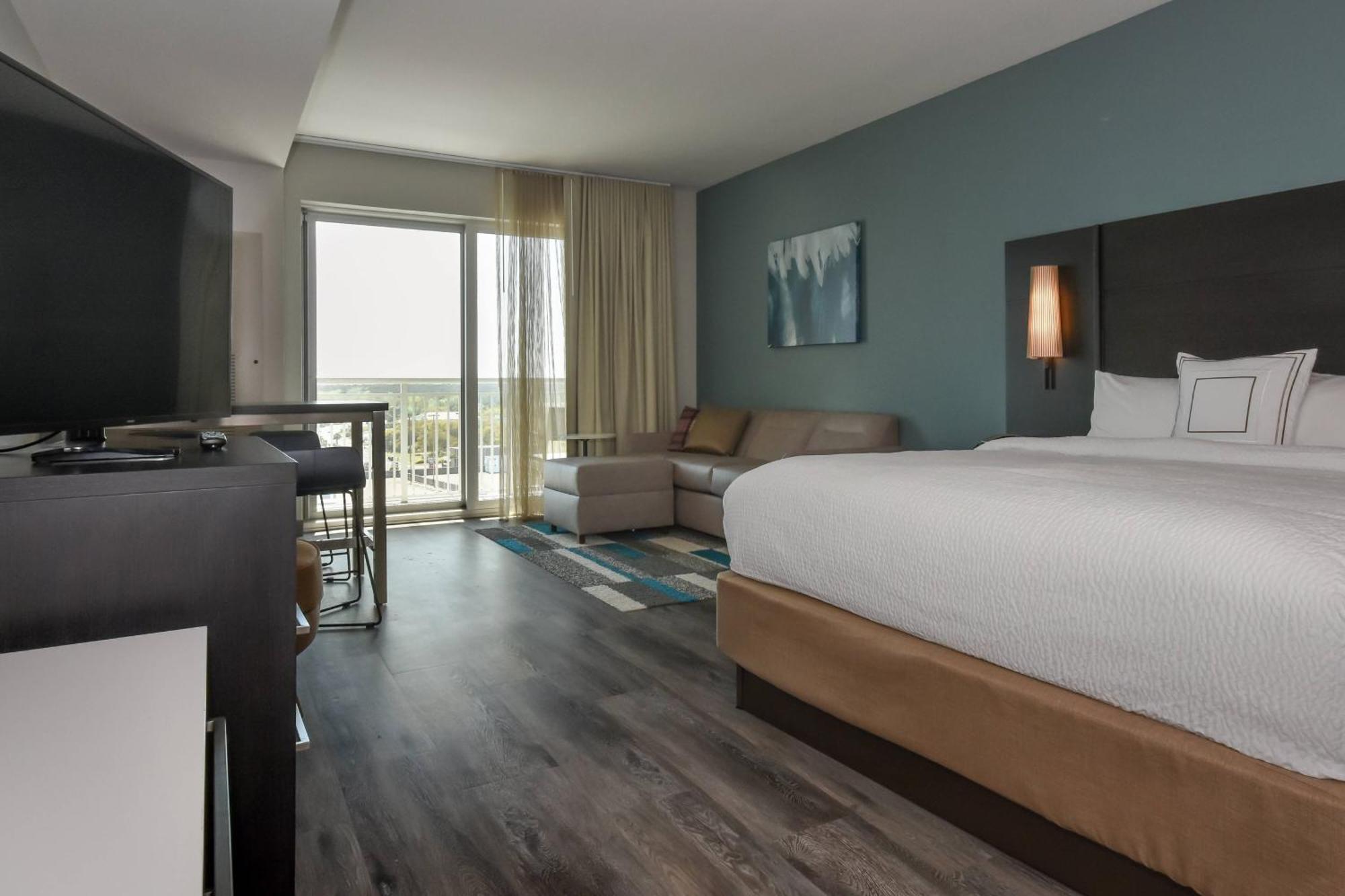 By Marriott Myrtle Oceanfront 2*