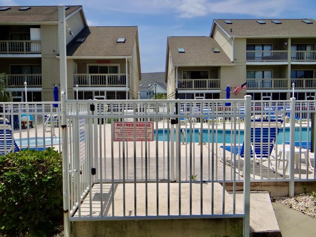 Golf Colony-20j