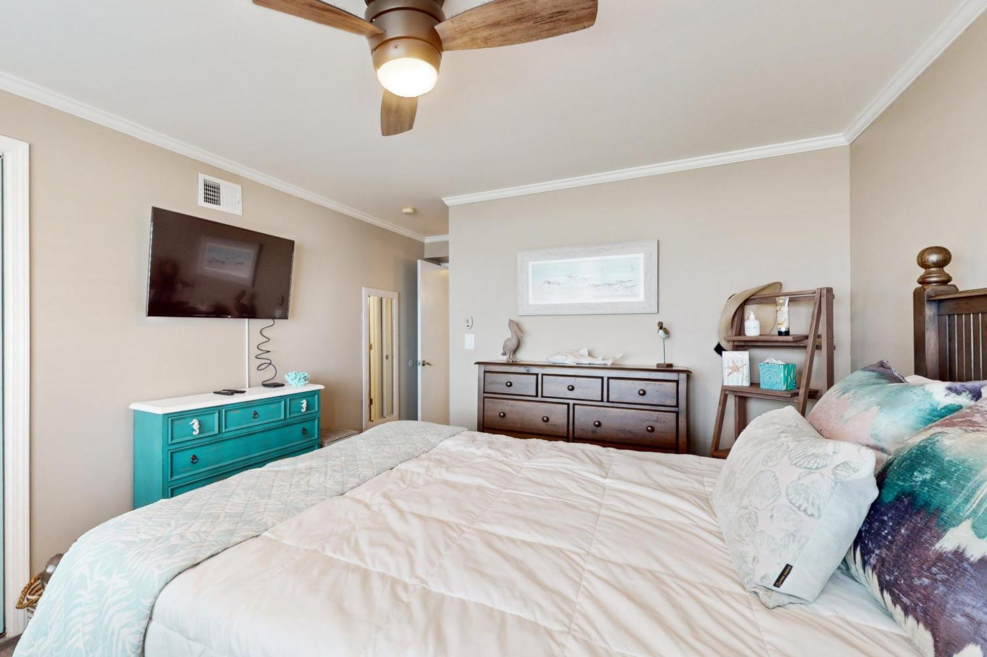 Summer Place B-4 Apartment *