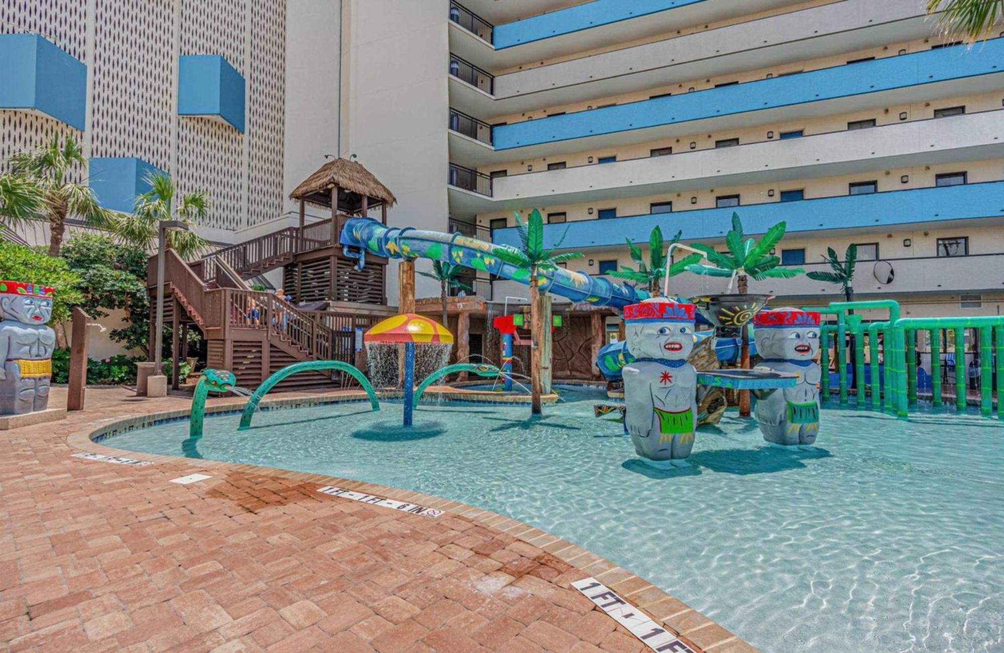 Ocean Reef - 1126 - Luxury Beachfront Unit Apartment