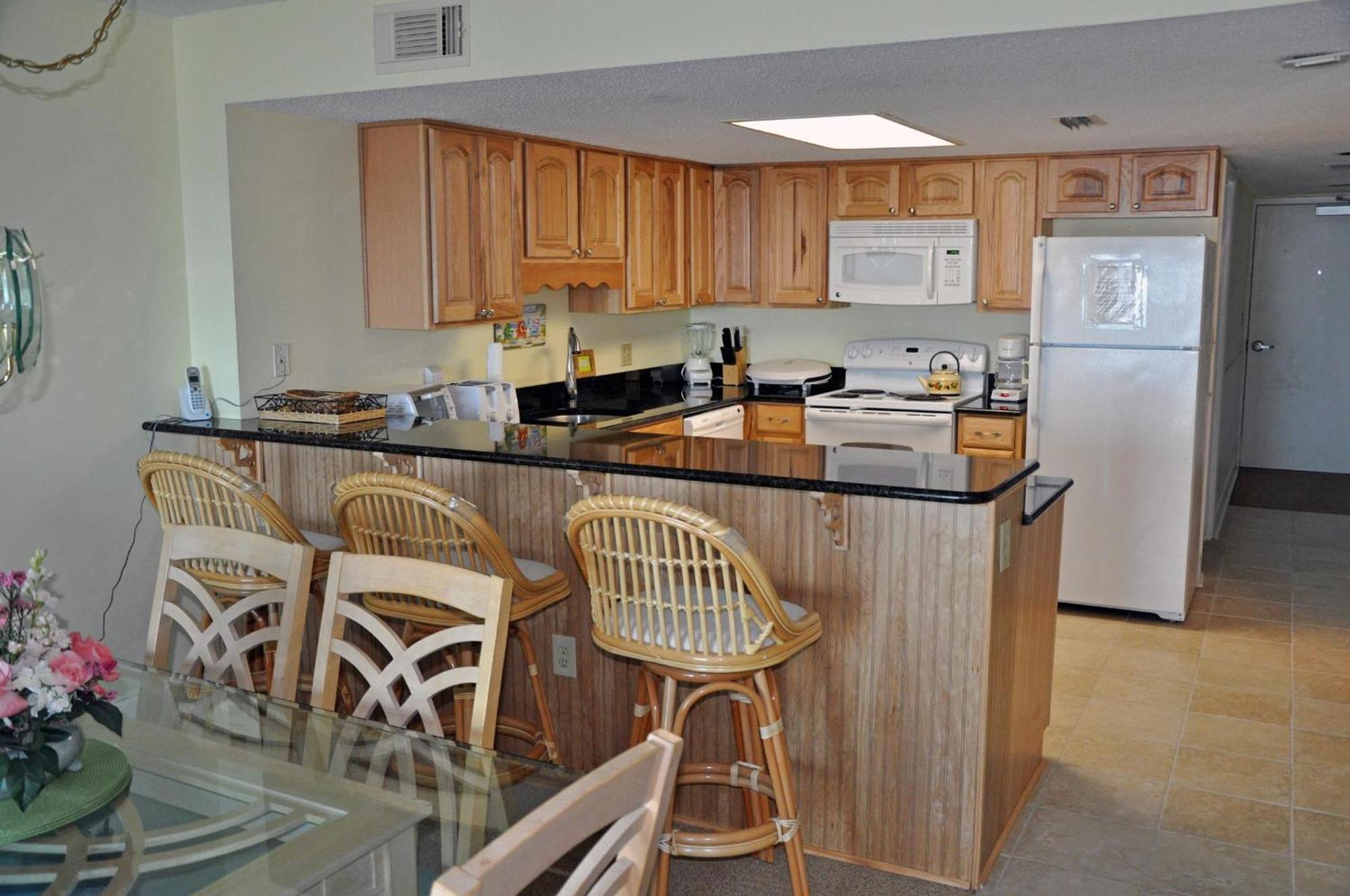 Spt304 Springs Towers Newly Renovated 3br Oceanfront Apartment