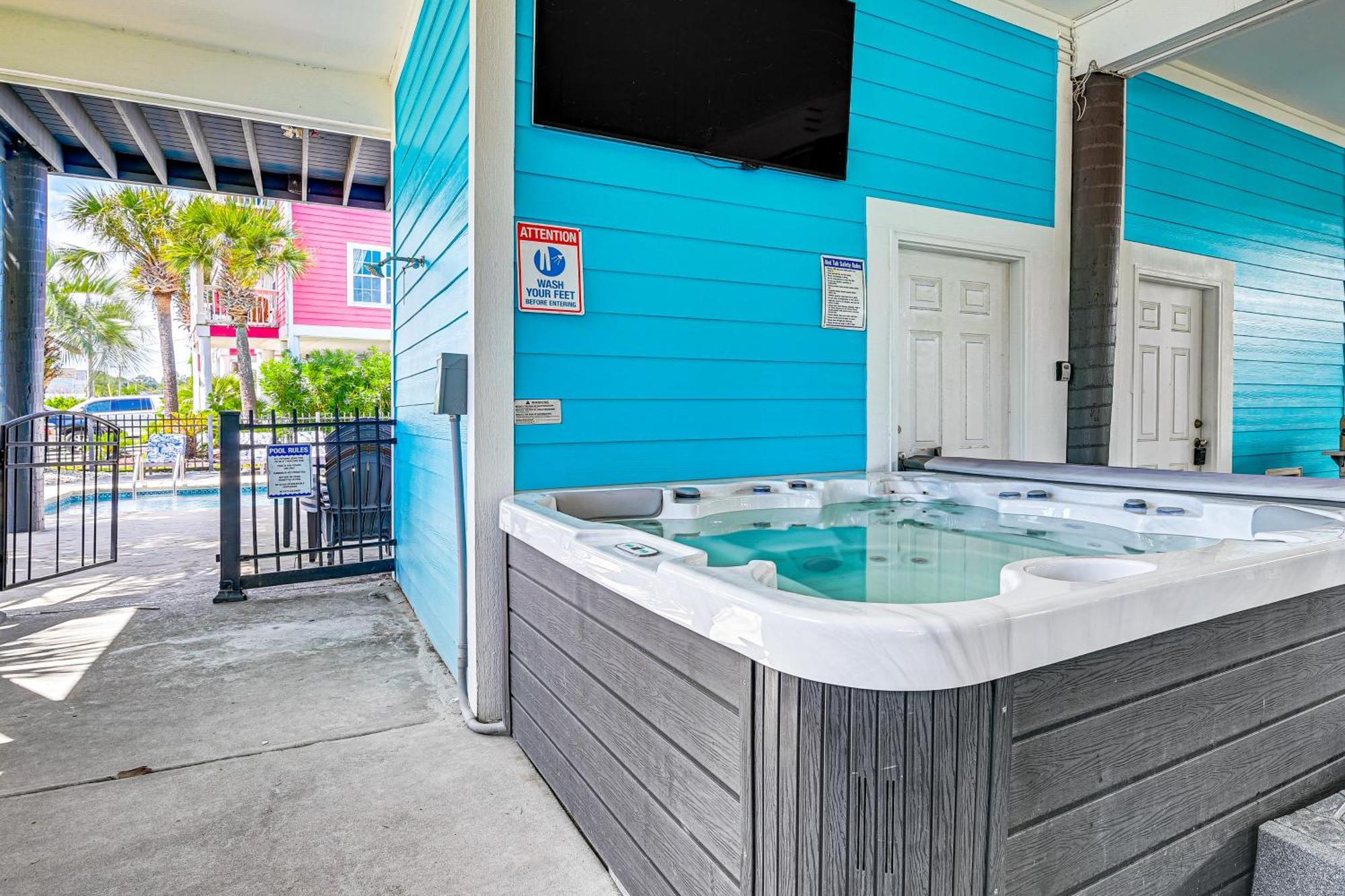 Luxury With Ocean View, Private Pool, And Hot Tub *