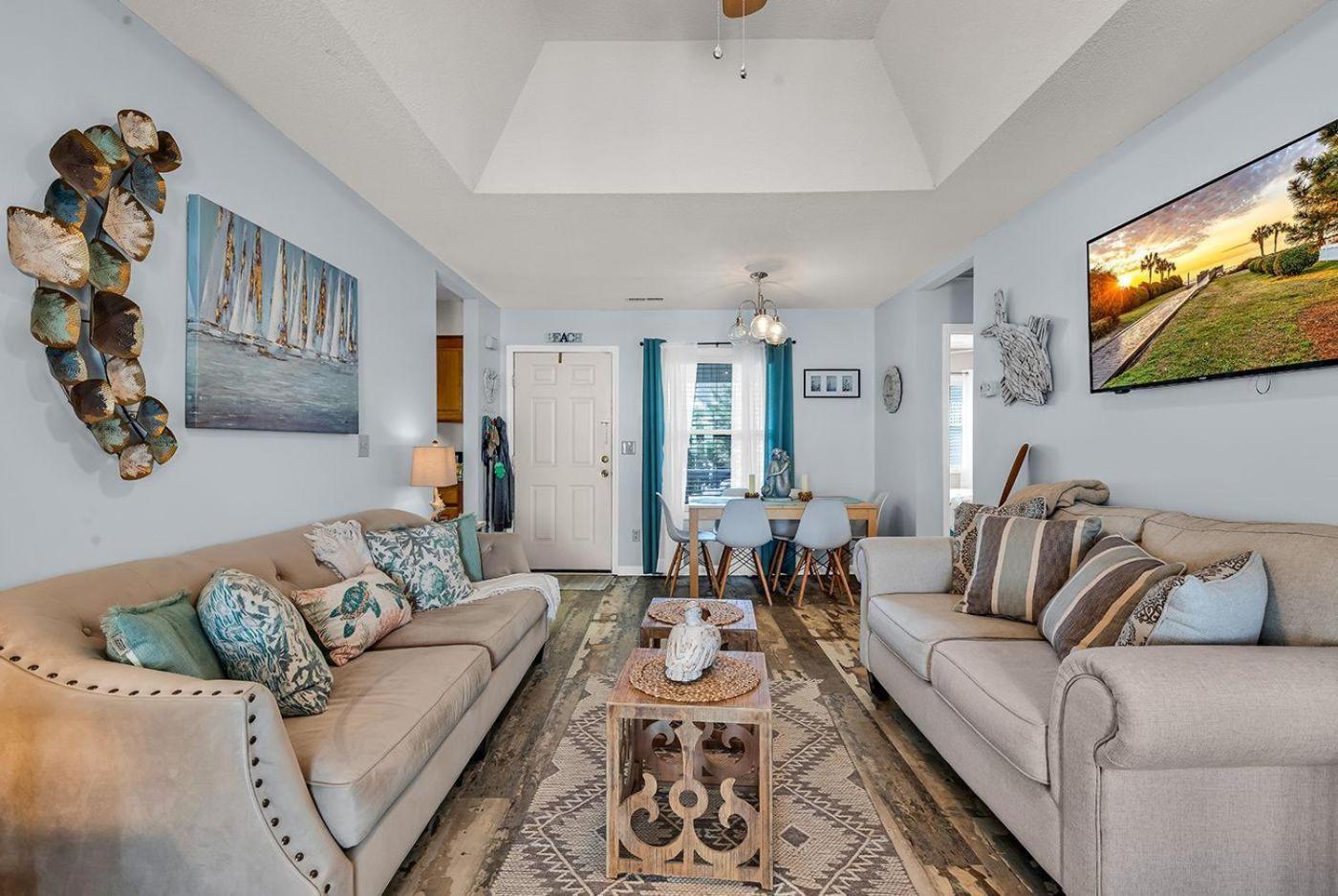 4722 Surf Street 3br 2 Full Bath *