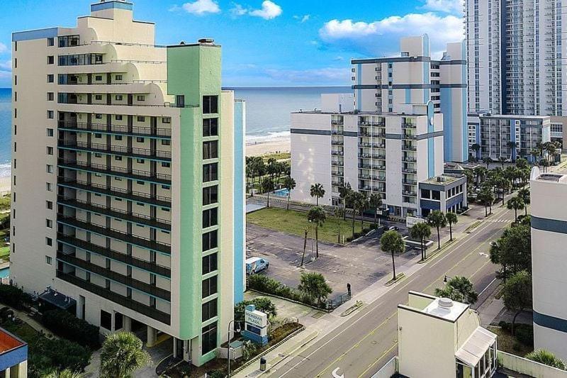 Beautiful Ocean View 1 Bedroom With Electric Fireplace-meridian 805 Holiday home *