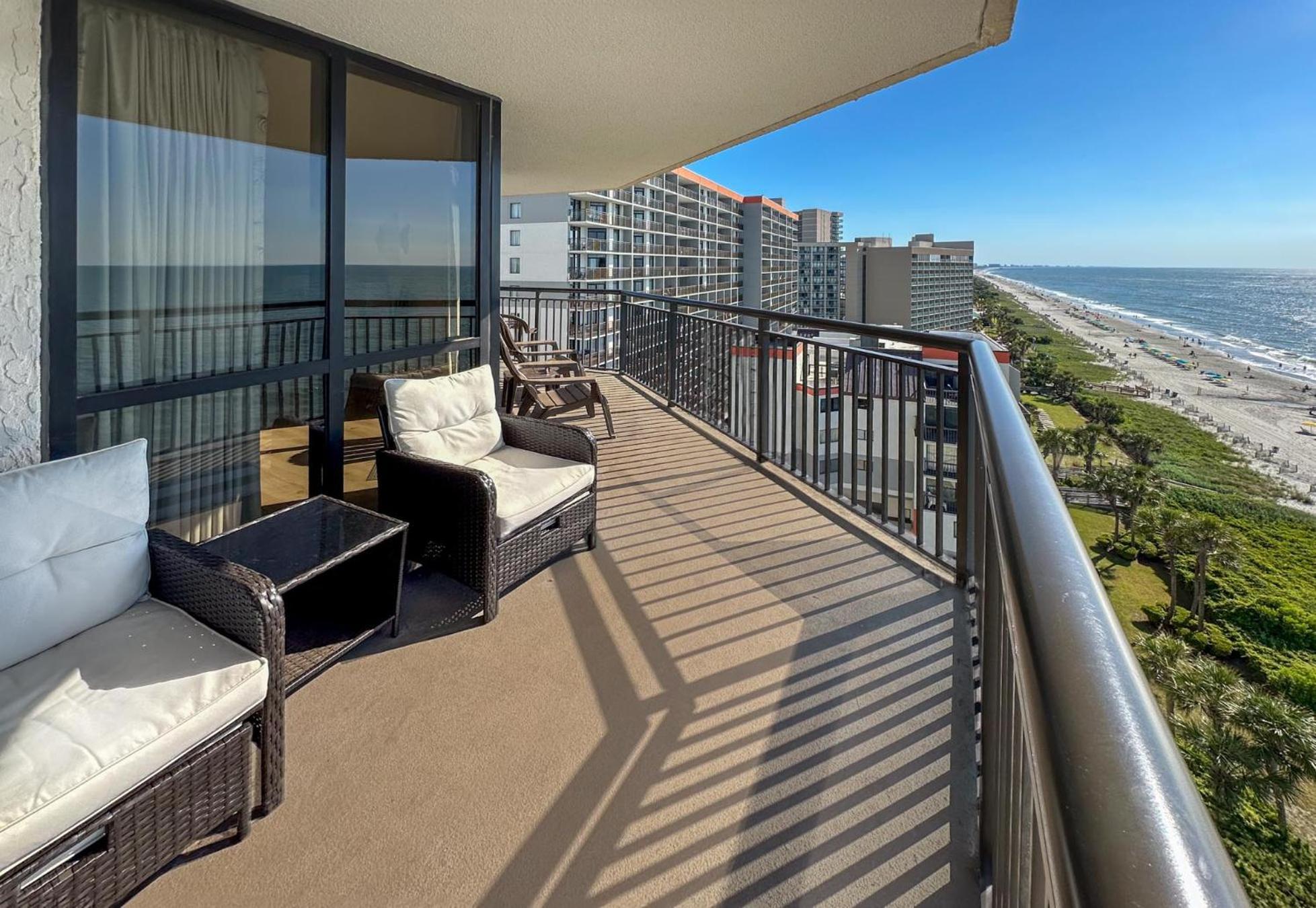 Ocean Reef - 1126 - Luxury Beachfront Unit