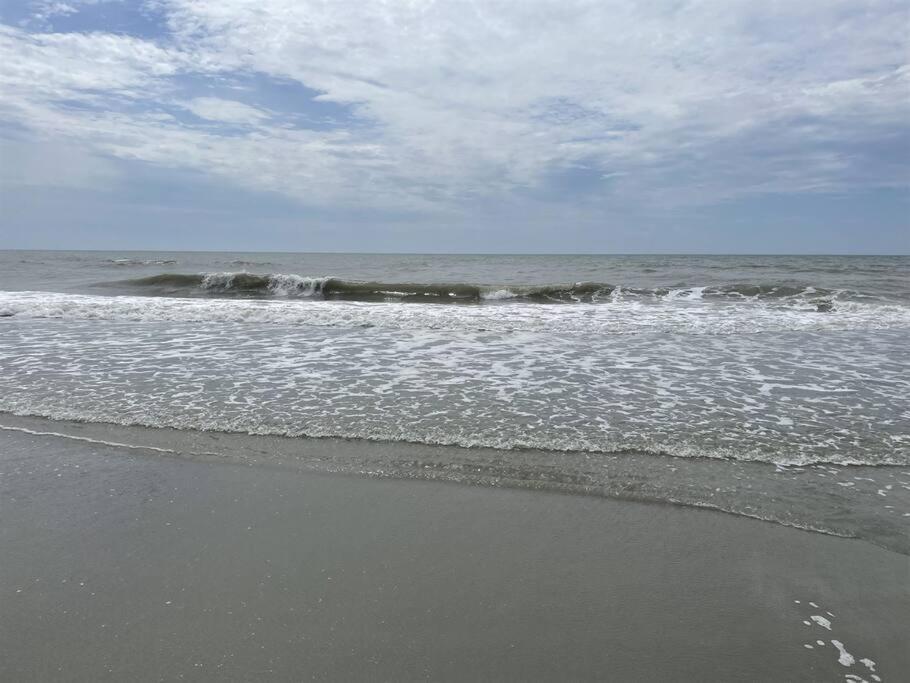 Beachside 2 Bedroom - For Good! * Myrtle Beach