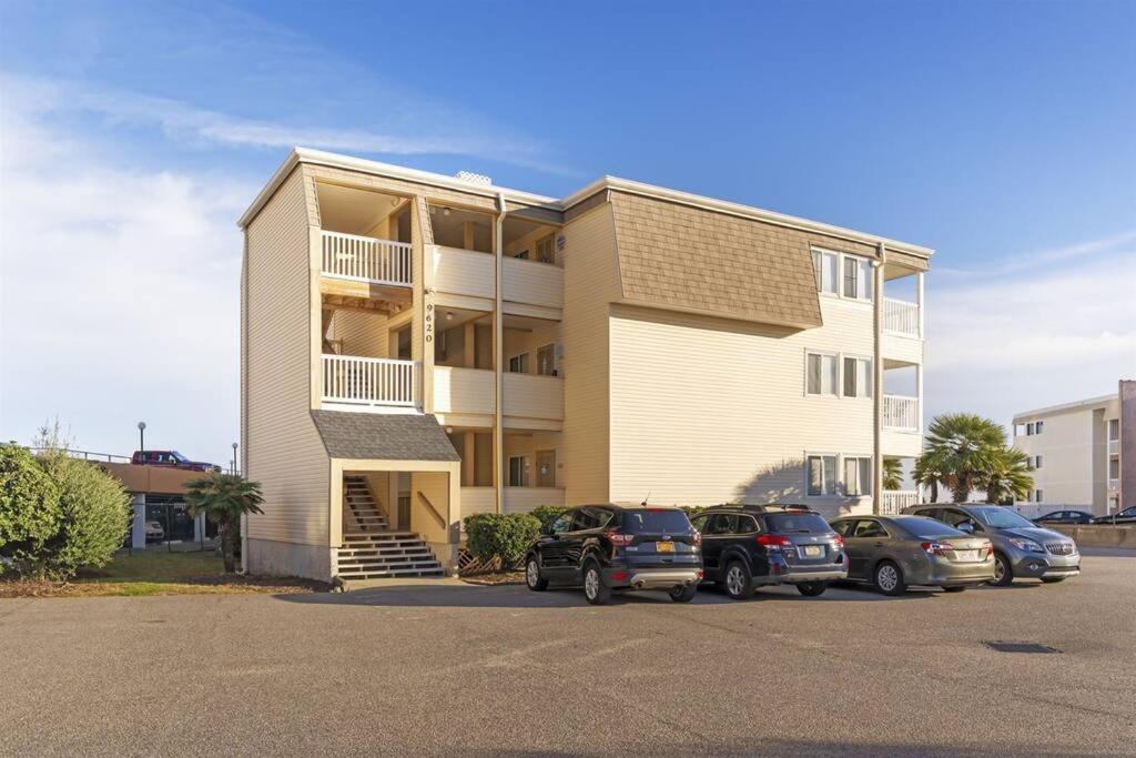 Beachside 2 Bedroom - For Good! Apartment *