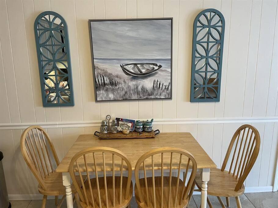 Beachside 2 Bedroom - For Good! * Myrtle Beach