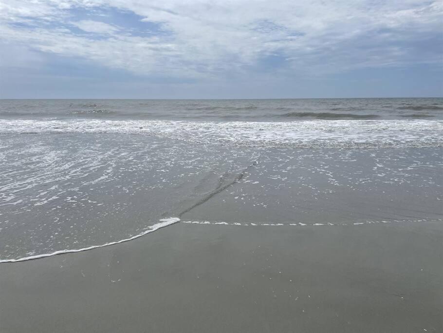 Beachside 2 Bedroom - For Good!