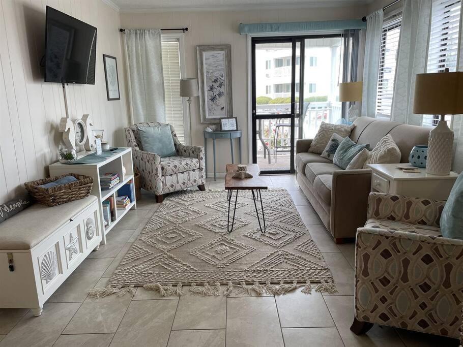Beachside 2 Bedroom - For Good! *