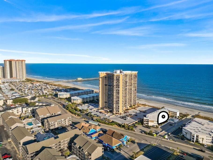 Beachside 2 Bedroom - For Good! Apartment