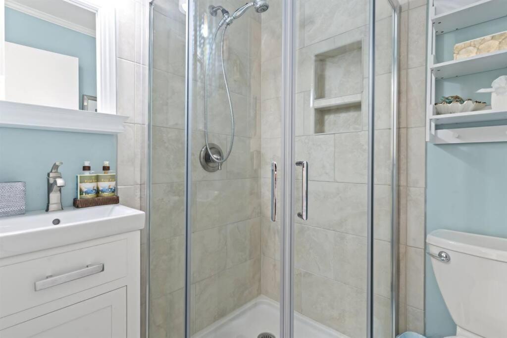 Beachside 2 Bedroom - For Good! Apartment *